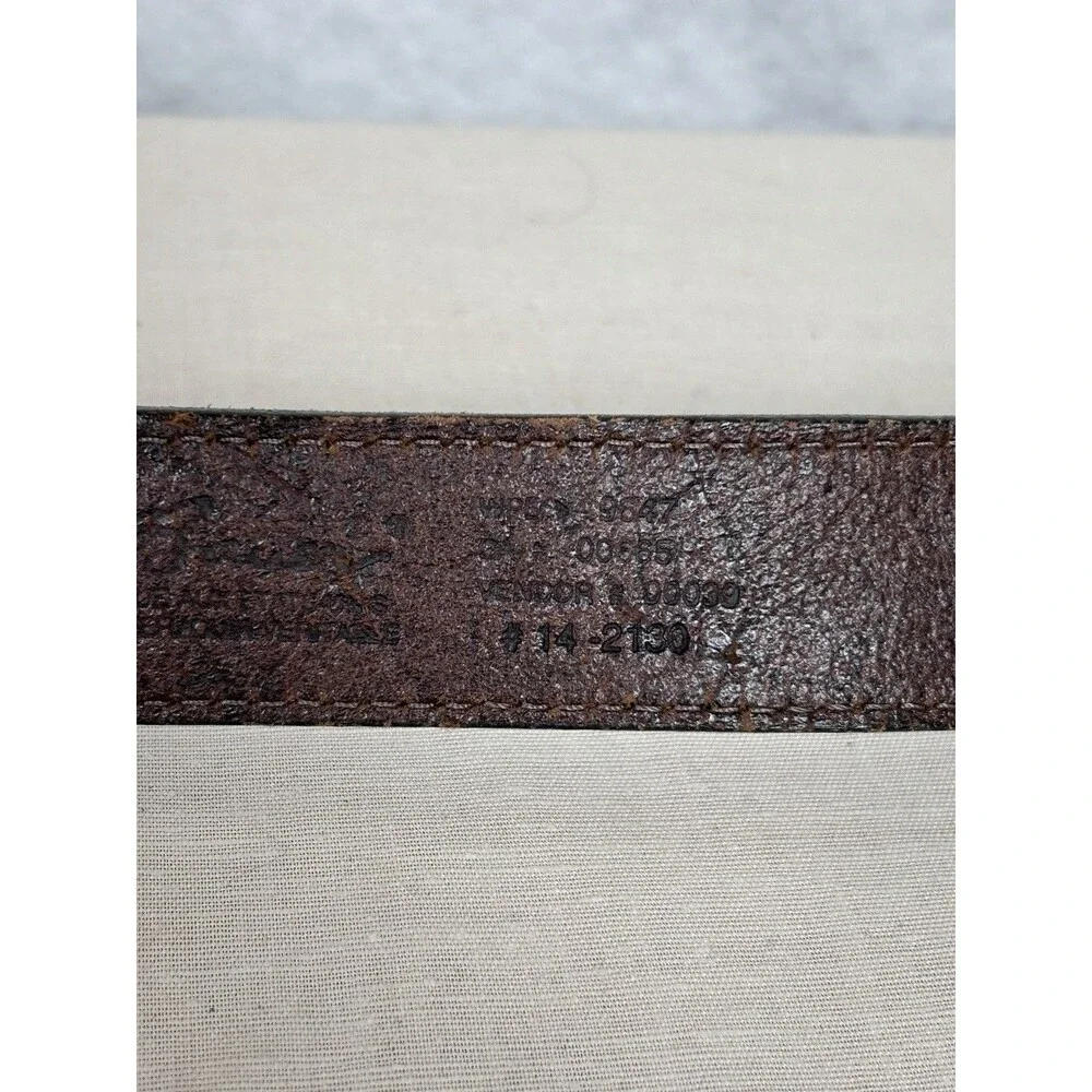 Eddie Bauer worn Italian leather solid brass belt buckle belt 34 in